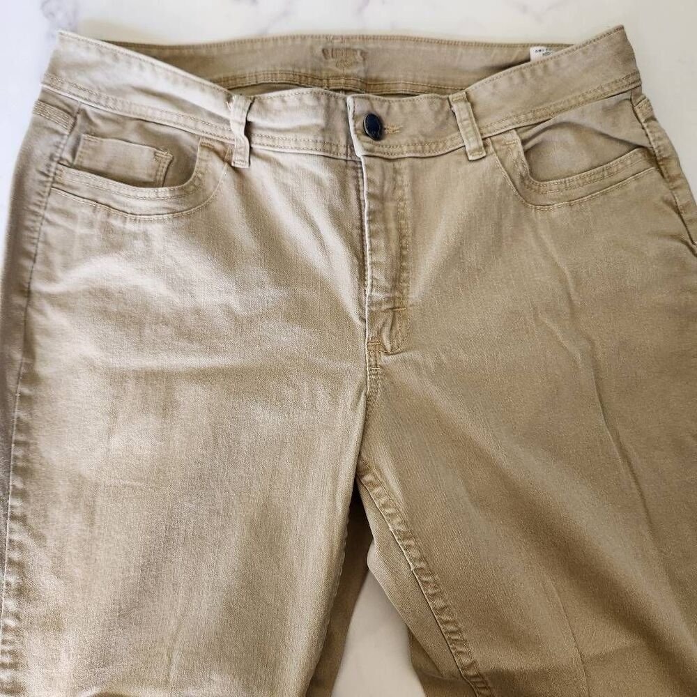 Riders Lee 18 and tan beige pants cotton